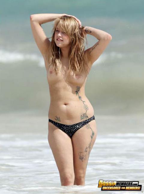 Chelsea Tallarico Sea Paparazzi Nude Scene Famous Female Hot