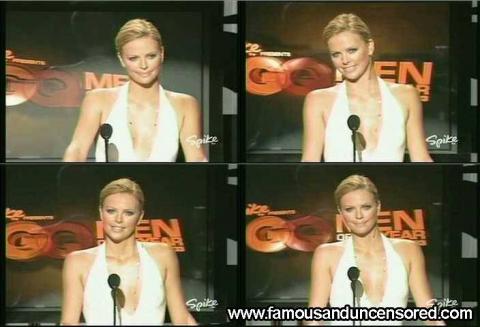 Charlize Theron Nude Sexy Scene Awards Hat Posing Hot Female