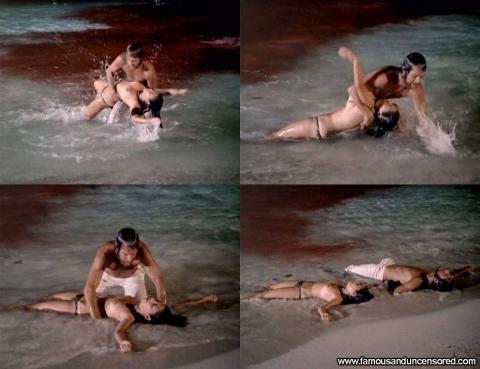 Jennifer Ashley Tintorera Ocean Beach Topless Car Bikini Hd