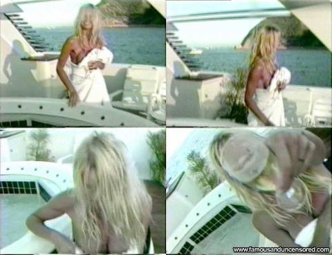 Pamela Anderson Nude Sexy Scene Honeymoon Yacht Beautiful Hd