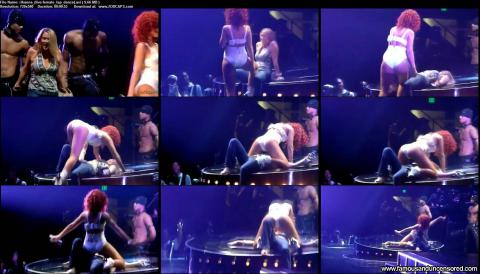 Rihanna Live Performance Concert Live Lap Dance Lesbian Sexy