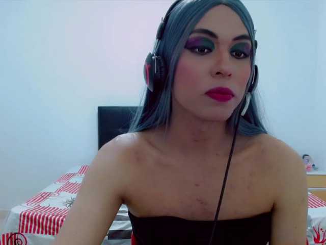 Cam Model Arianablue69 Anal Play Cum In Mouth Medium Butt Using Vibratoy Facial