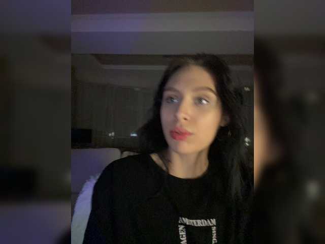 Cam Model PARTYNEXTNEXT Muffdiving Blue Eyes King Of The Room Dildofucking