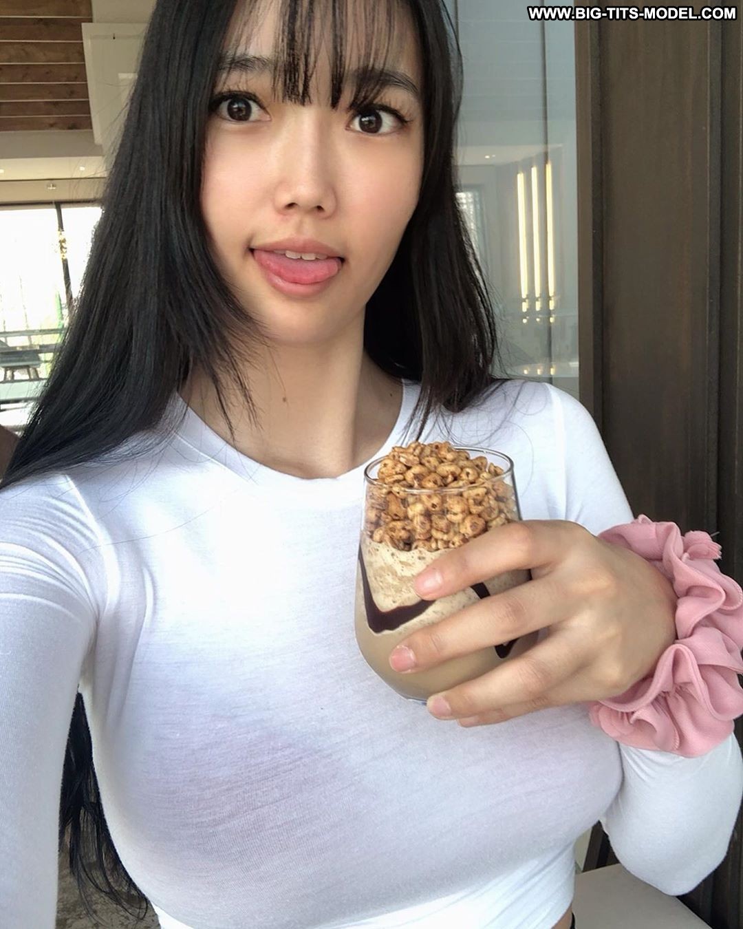 Ssunbiki Model Boobs Girl Asian Twitch Girl Busty Naked Naked Boobs Big Tits Influencers