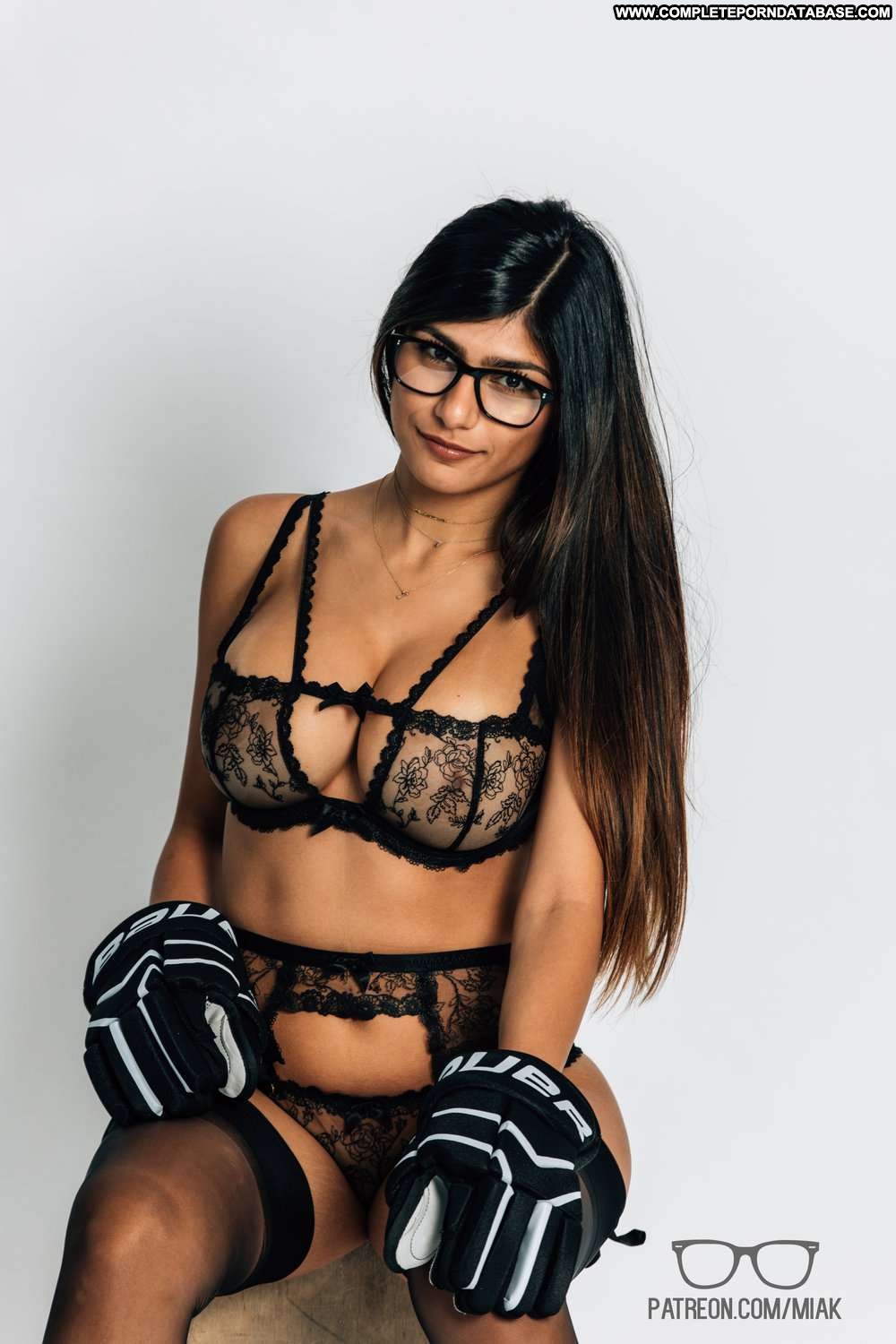 1000px x 1500px - Mia Khalifa Arab Pornstar With Big Tits And Big Ass Xxx Model Thot Porn  Tiktoker Influencer