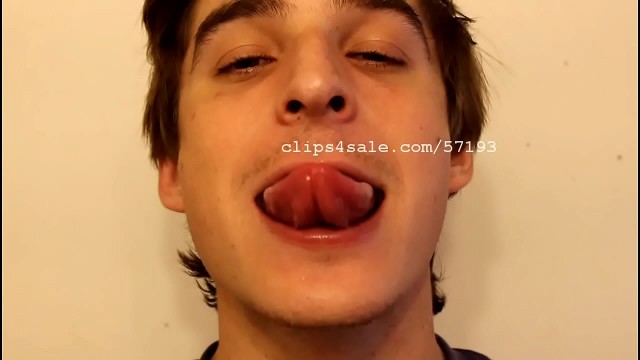 Logan Xxx Tongueandspit Games Sex Gay Tongue Hot Porn